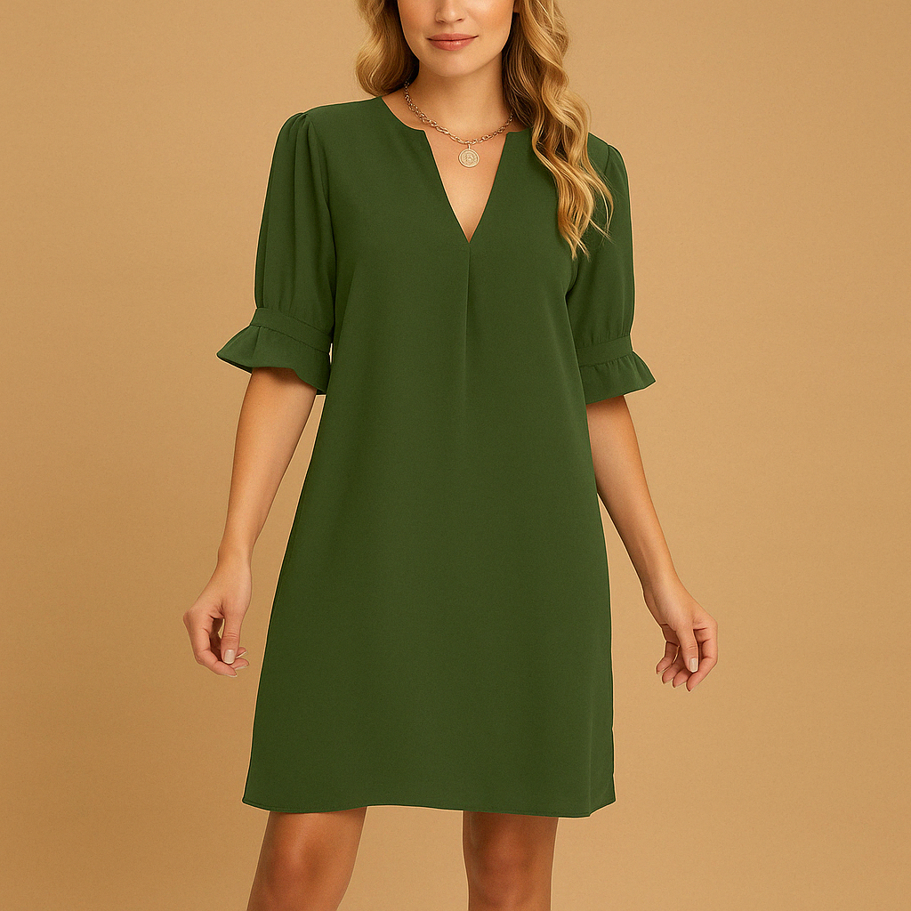 Elegant pleated dress with mid-length sleeves for women.