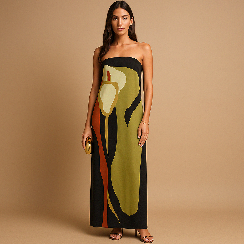 Printed summer dress with a flattering fit for women.