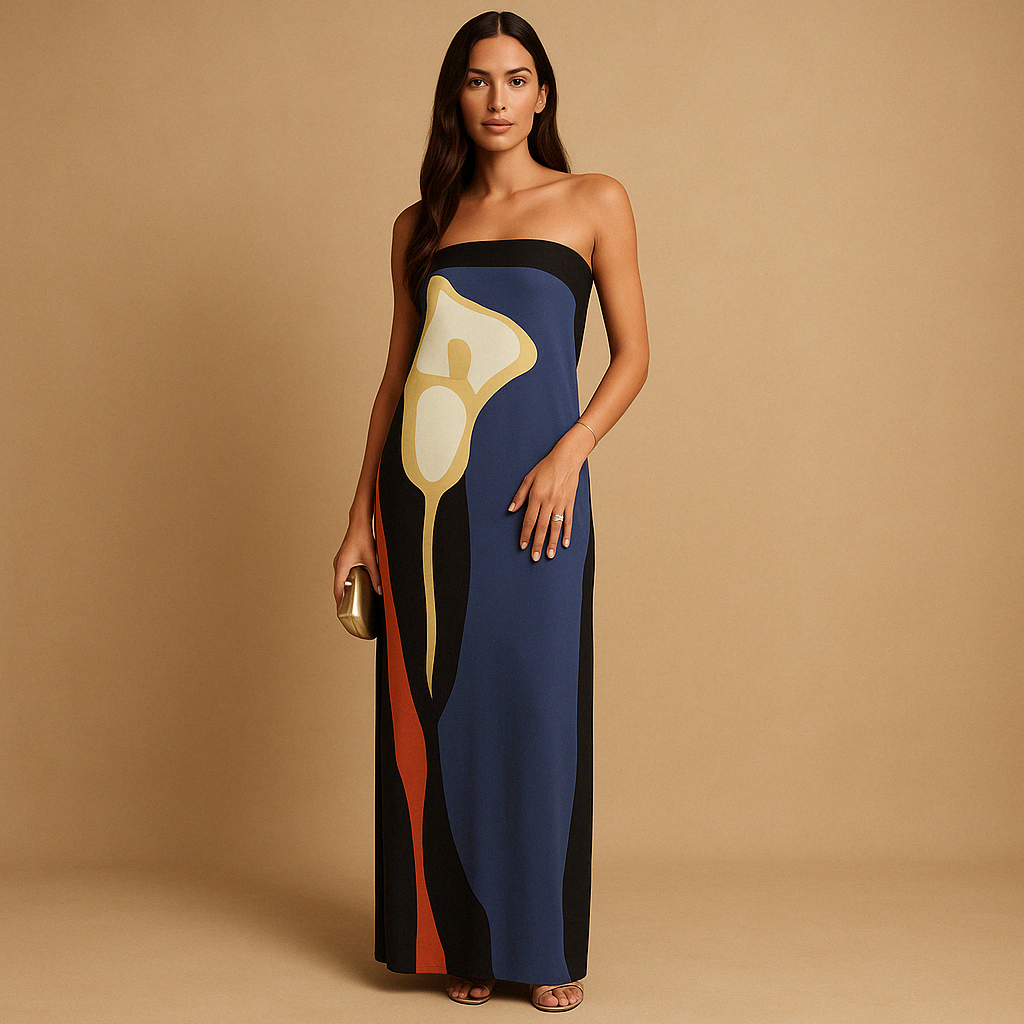 Printed summer dress with a flattering fit for women.