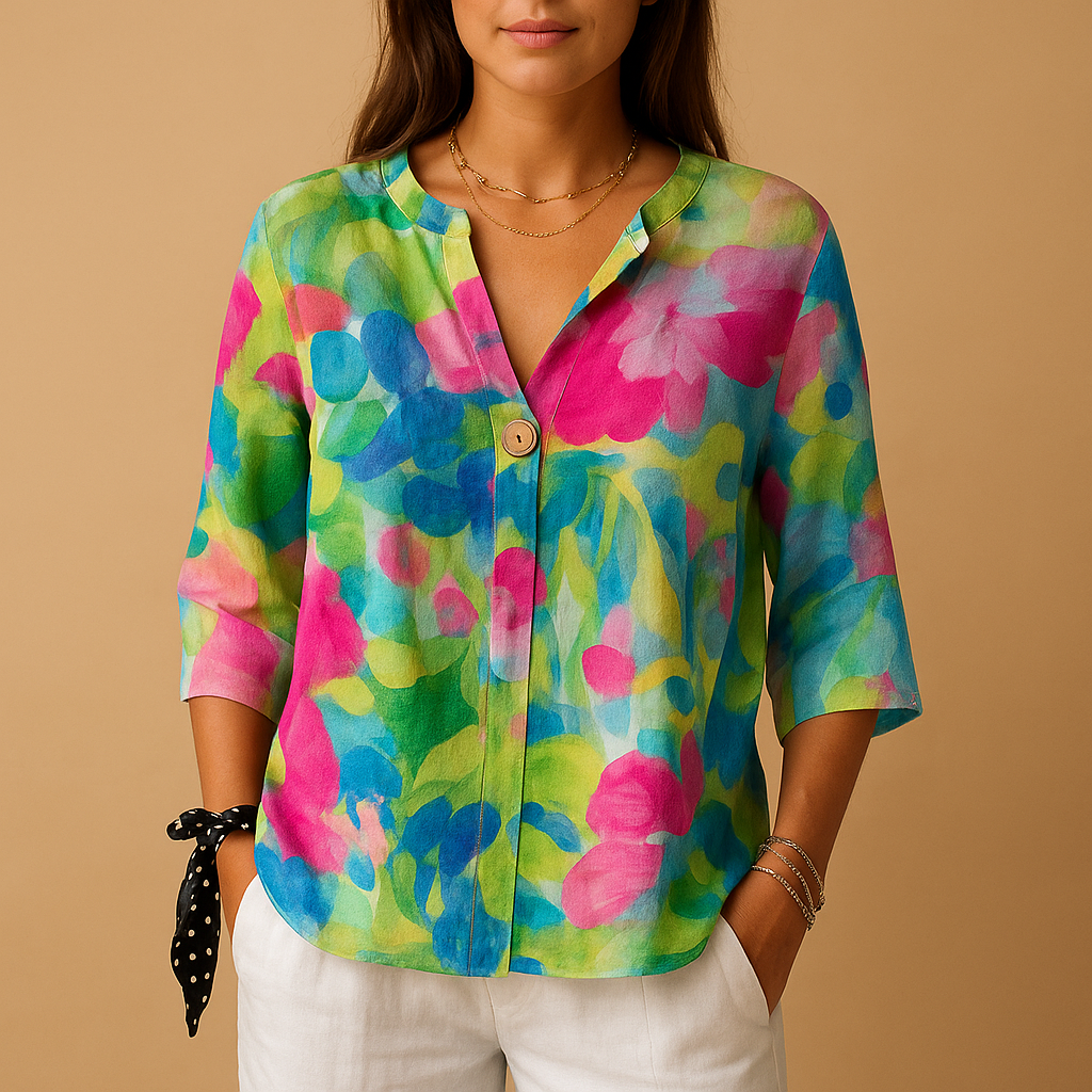 Floral blouse with button closure and classic collar for women