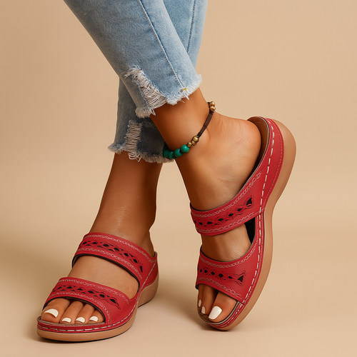 Comfortable walking sandals with support for women.