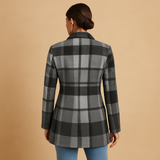 Elegant blazer with a flattering fit for women.