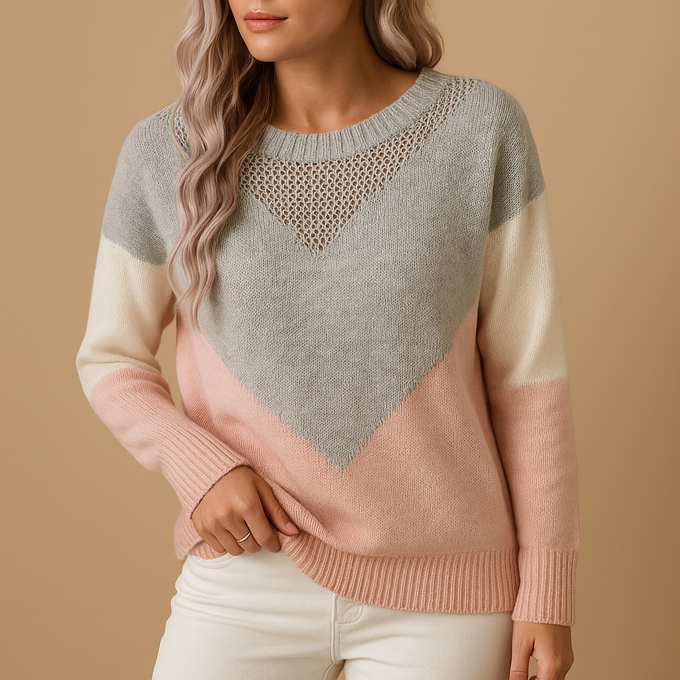 Knitted women's sweater with a relaxed fit.