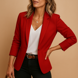 Fitted blazer with long sleeves for women.
