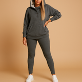 Women's hoodie and jogging set in soft fabric.