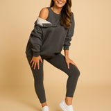 Women's hoodie and jogging set in soft fabric.
