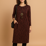 Long dress with a comfortable fit and timeless style for women.