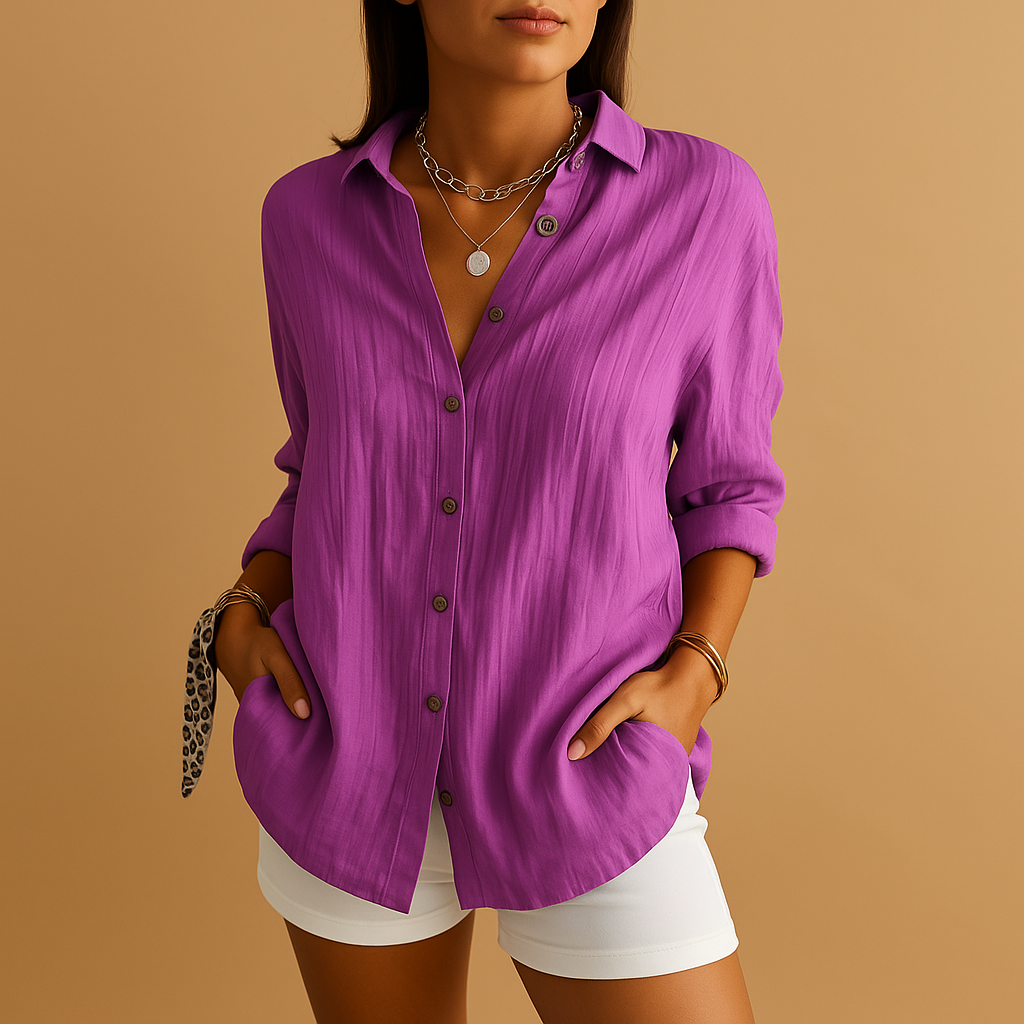 Lightweight women's blouse with a comfortable fit