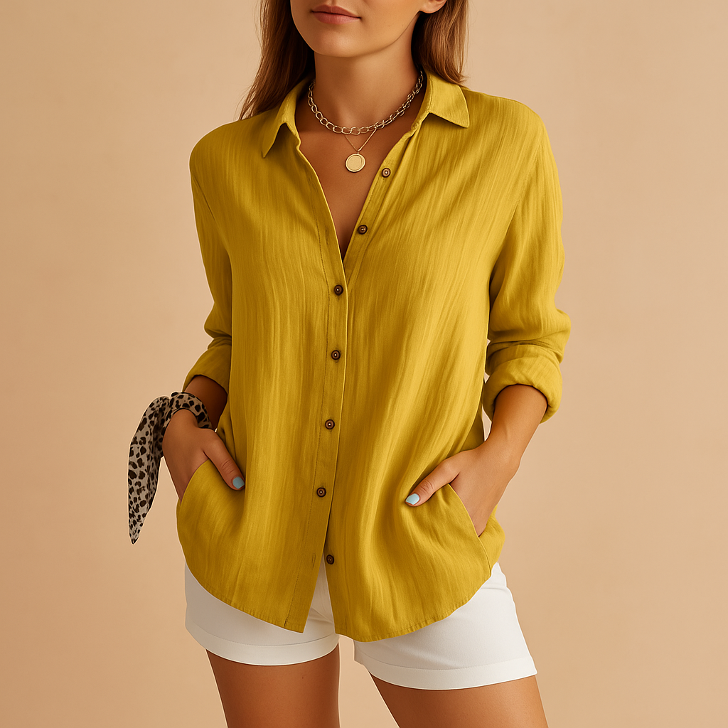 Lightweight women's blouse with a comfortable fit