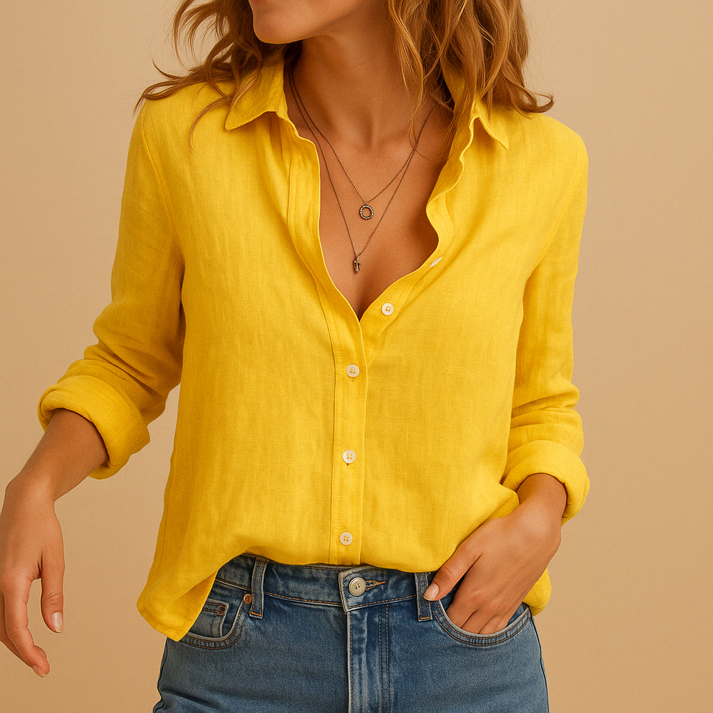 Lightweight casual blouse with a loose fit for women