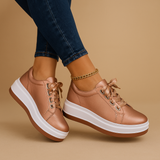 Retro sneakers with a vintage look for women