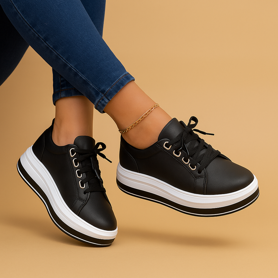 Retro sneakers with a vintage look for women