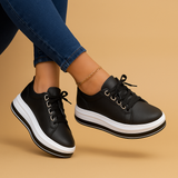 Retro sneakers with a vintage look for women