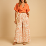 Summer set with floral print and wide-leg pants for women.