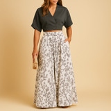 Summer set with floral print and wide-leg pants for women.